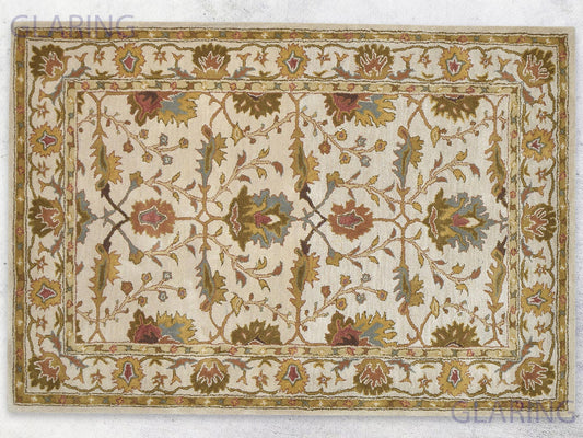 Handmade Kashan Rug | Oriental Design in Beige & Gold