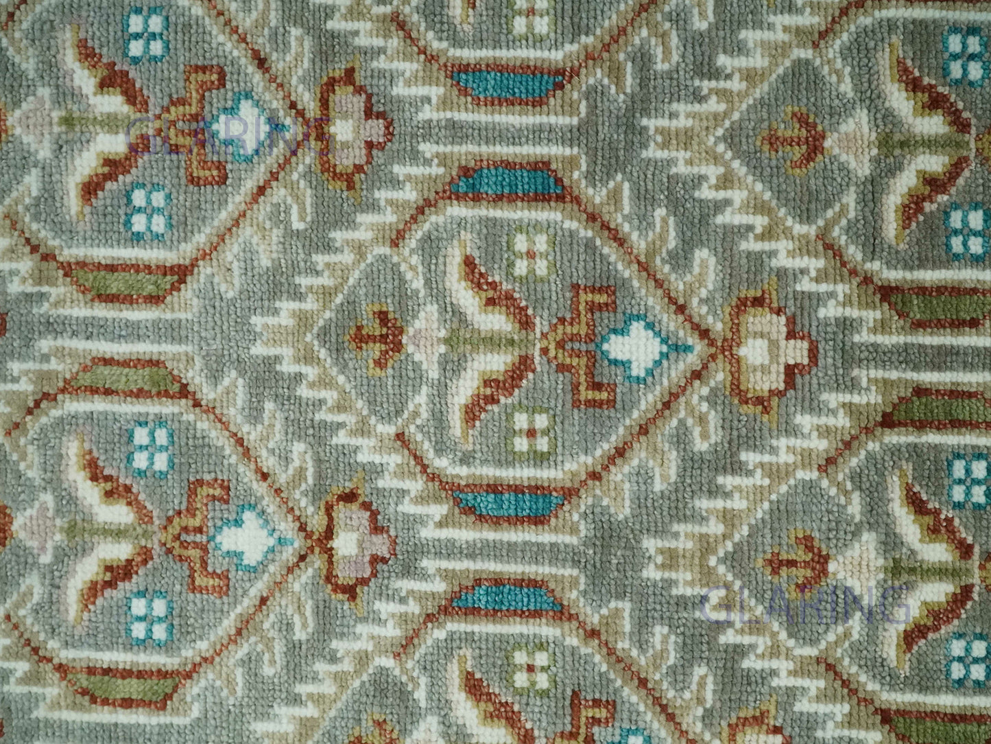 Hand-Knotted Traditional Rug | Oushak Design in Silver