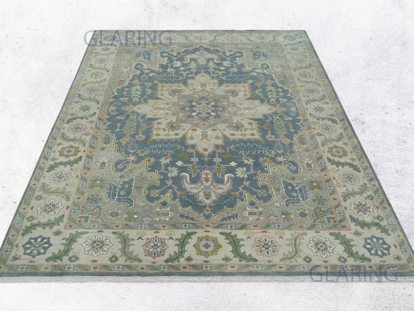 Hand-Knotted Traditional Rug | Serapi Design in Silver