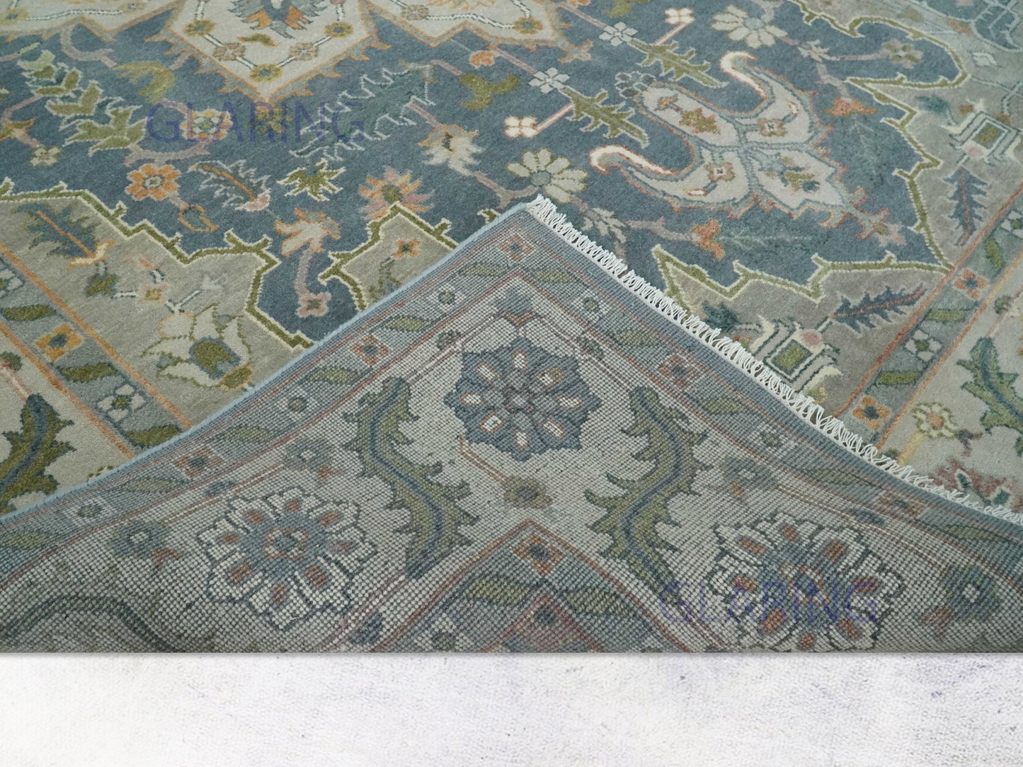 Hand-Knotted Traditional Rug | Serapi Design in Silver