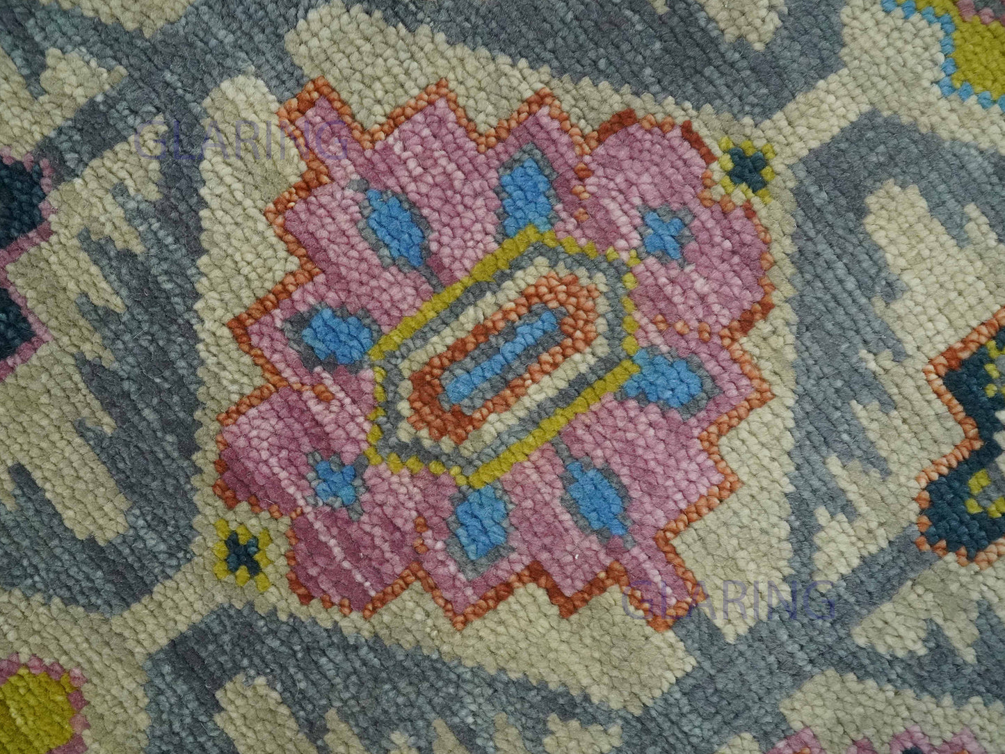 Hand-Knotted Traditional Rug | Oriental Design in Grey & Gold