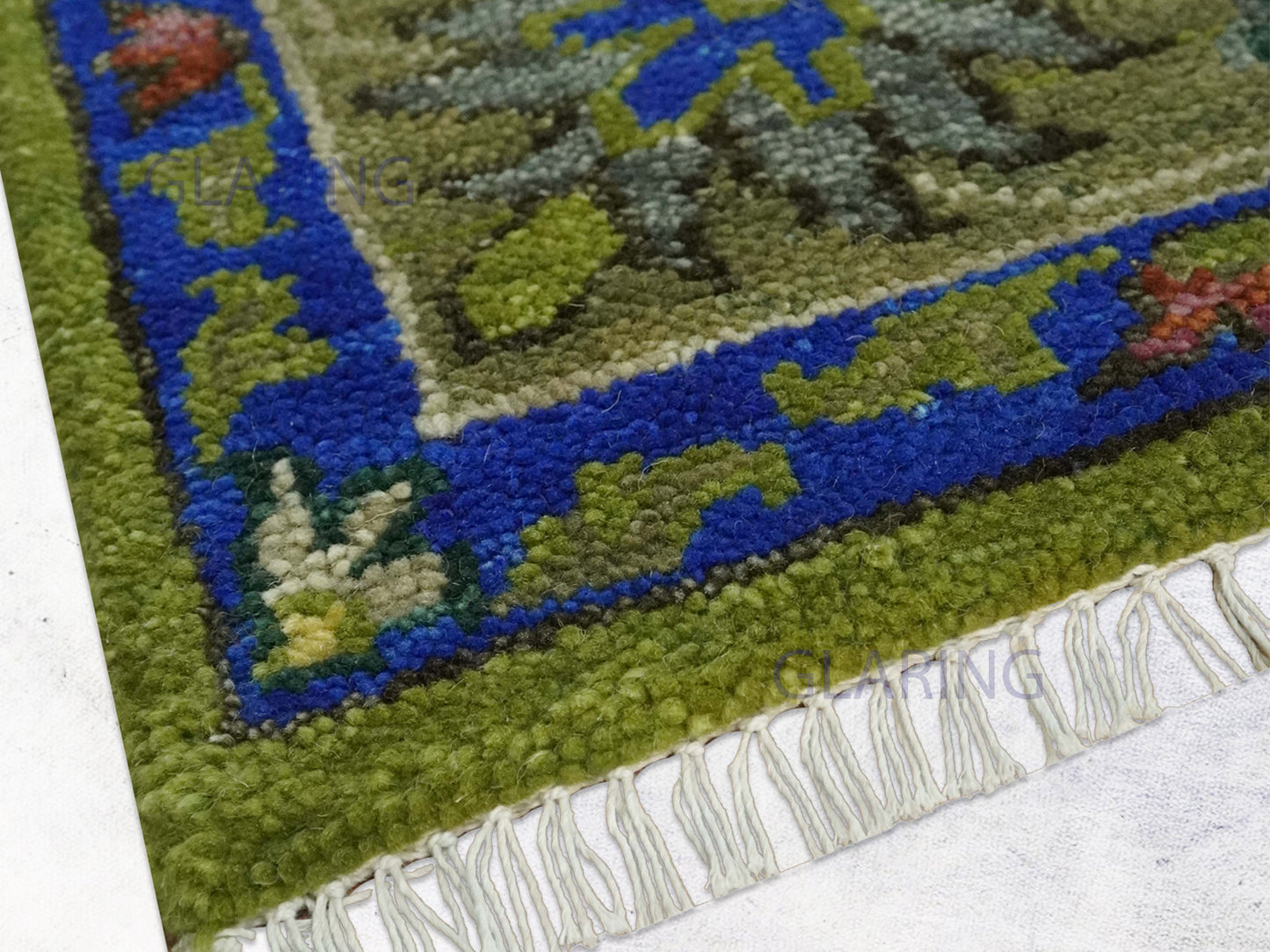 Hand-Knotted Traditional Rug | Oushak Design in Olive Green