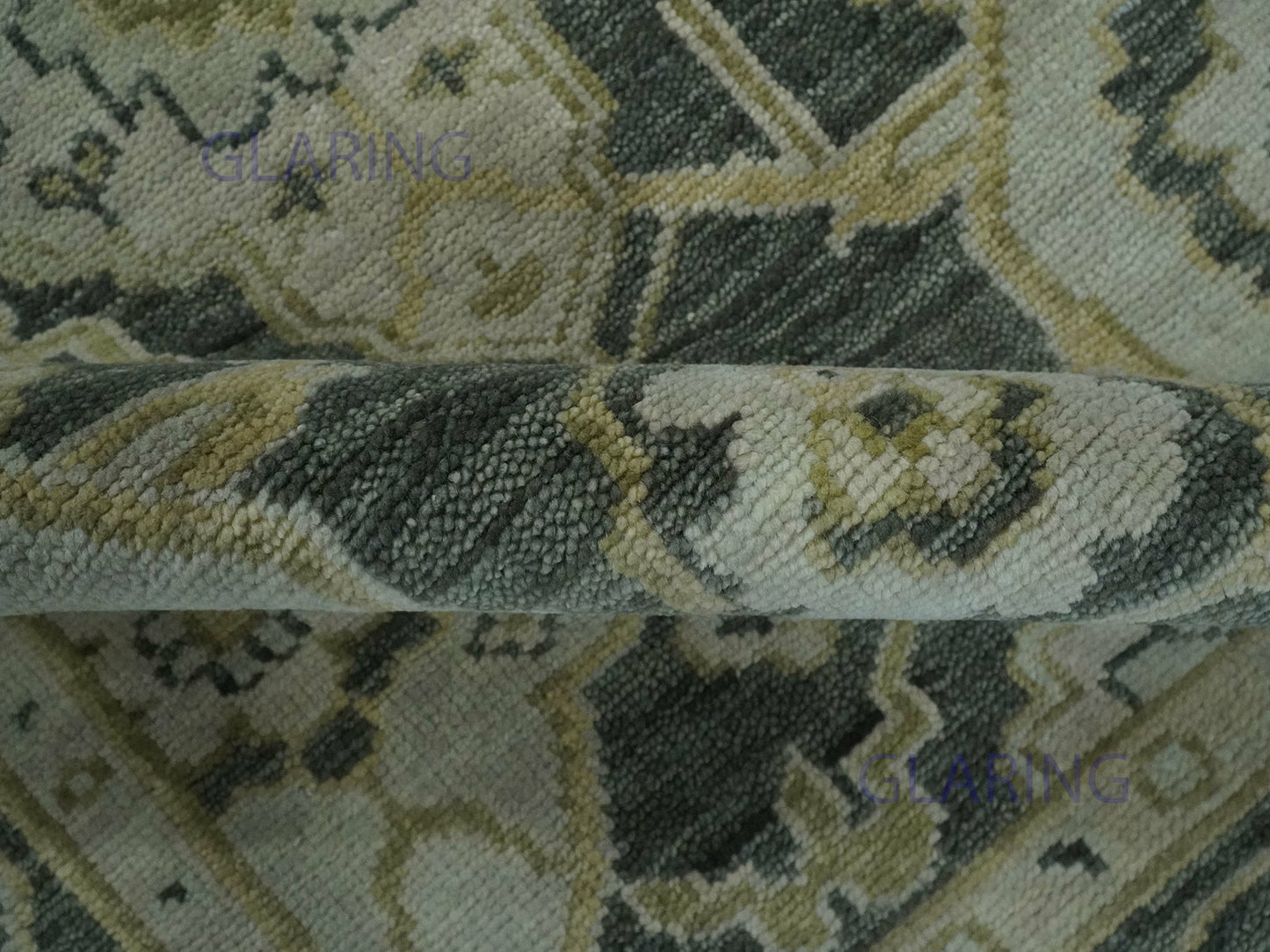 Hand-Knotted Traditional Rug | Oushak Design in Grey & Beige