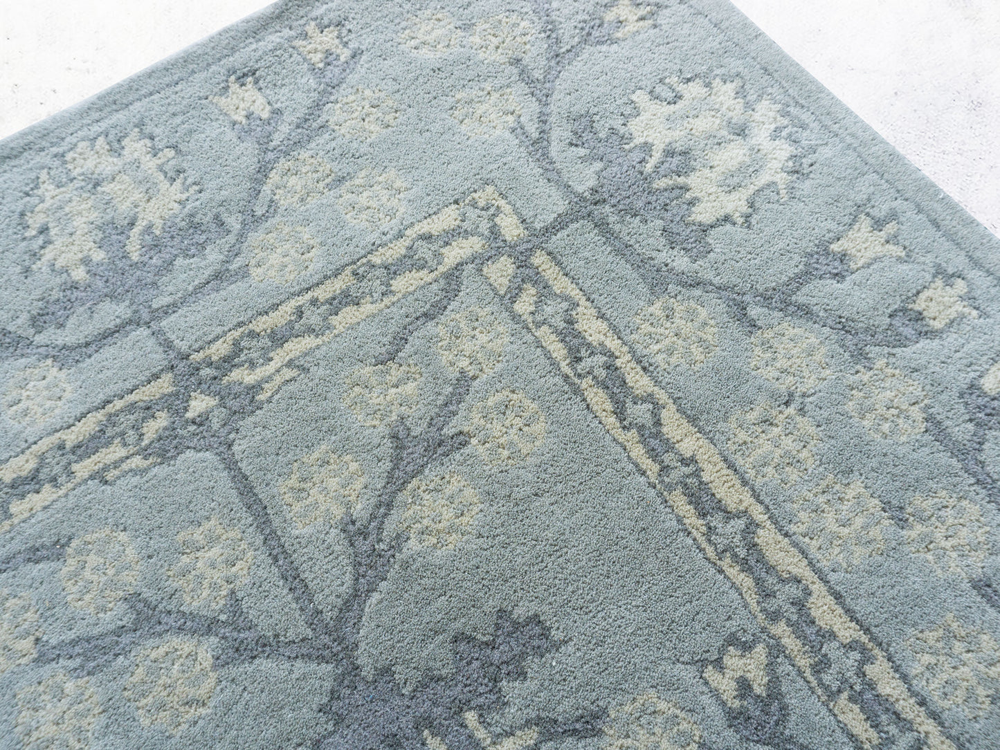 Handmade Traditional Rug | Floral Design in Grey