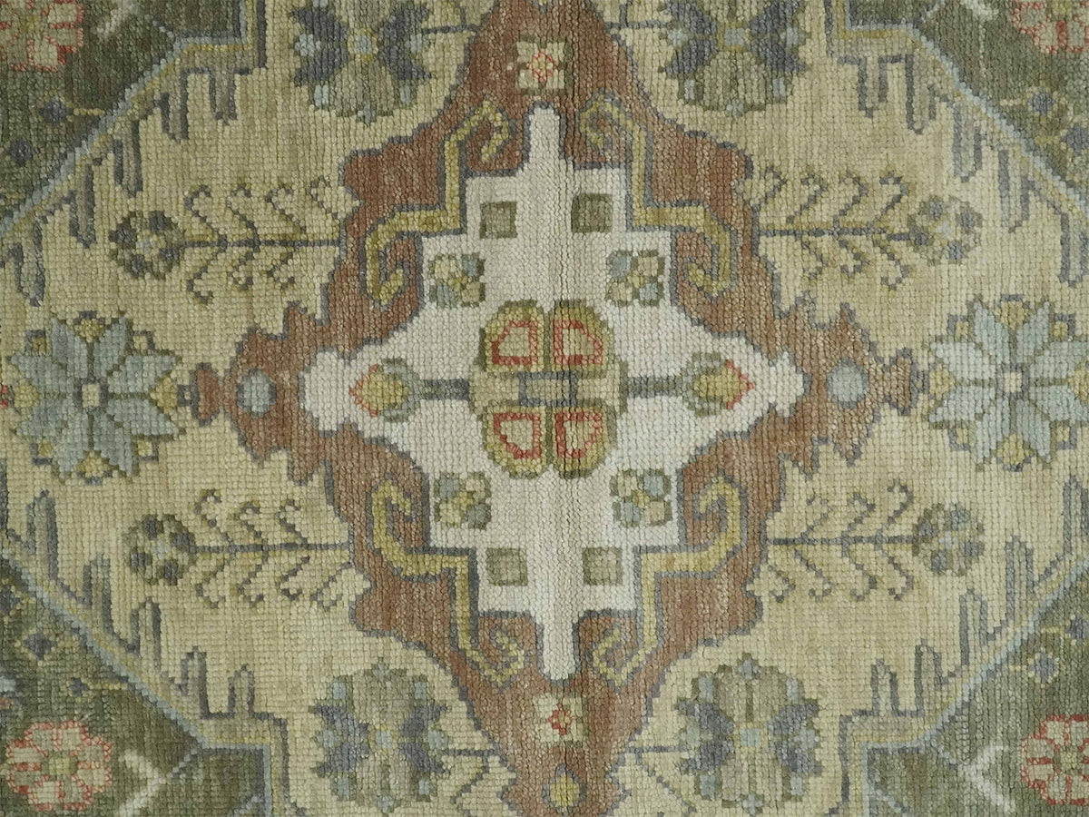 Hand-Knotted Traditional Rug | Serapi Design in Green