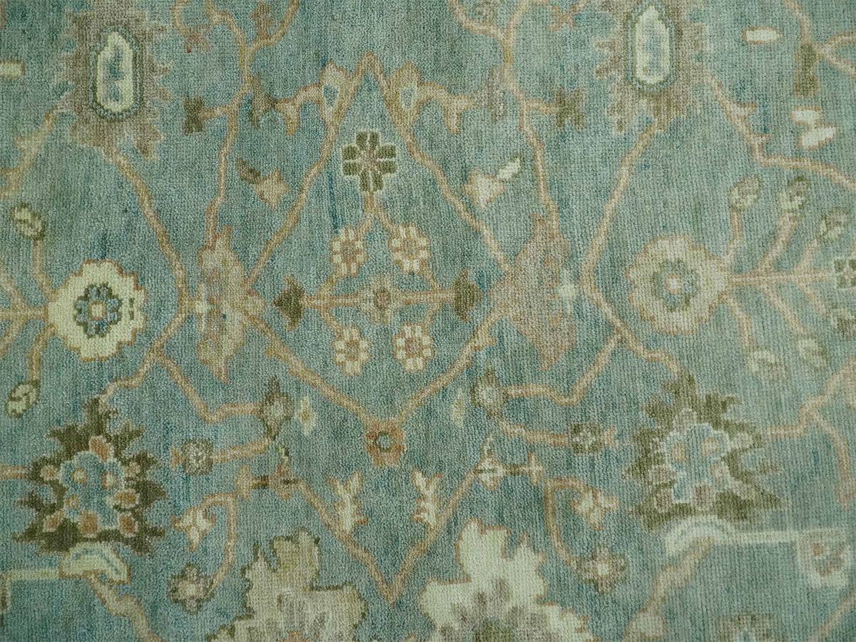 Hand-Knotted Traditional Rug | Oushak Design in Grey