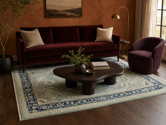 Hand-Knotted Traditional Rug | Heriz Design in Grey