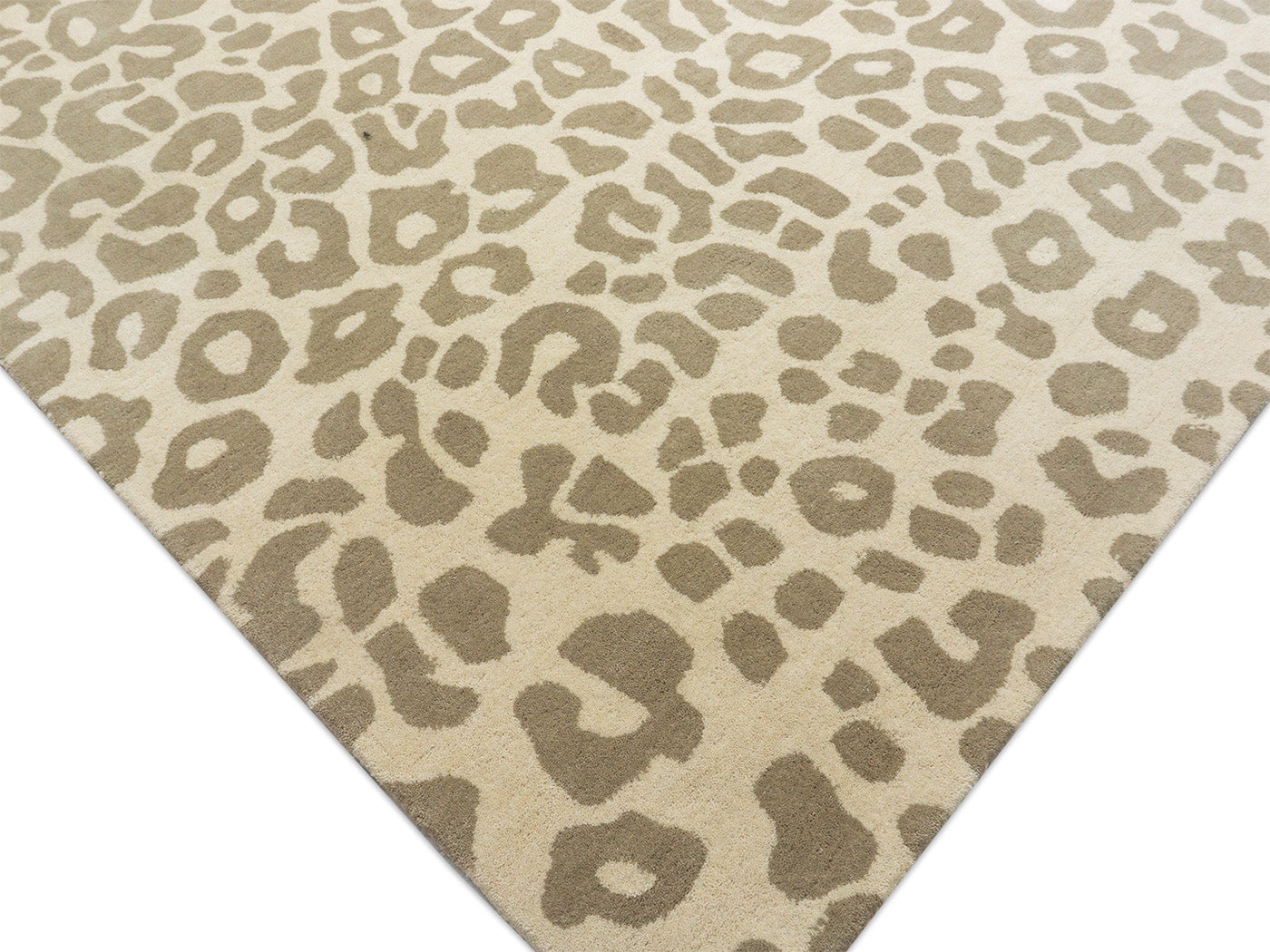 Handmade Beige Leopard Print Rug | Neutral Animal Pattern