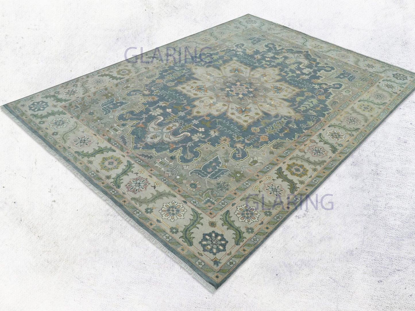 Hand-Knotted Traditional Rug | Serapi Design in Silver