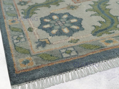 Hand-Knotted Traditional Rug | Serapi Design in Silver