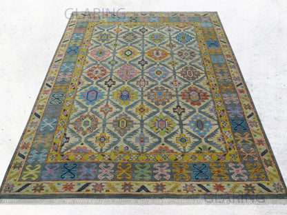 Hand-Knotted Traditional Rug | Oriental Design in Grey & Gold