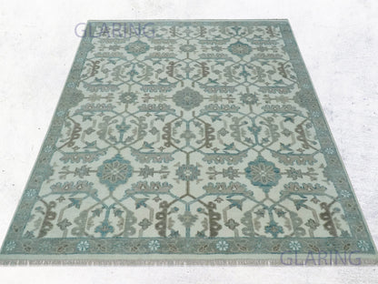 Hand-Knotted Traditional Rug | Oushak Design in Ivory & Grey